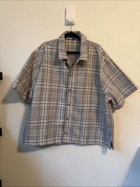 Grey plaid short sleeve button down